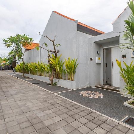 Casa Nisa Seminyak Villa Buitenkant foto