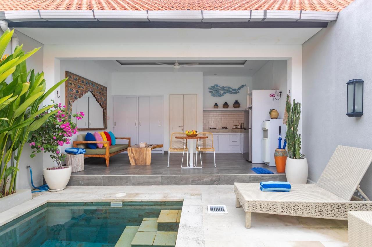 Casa Nisa Seminyak Villa Buitenkant foto