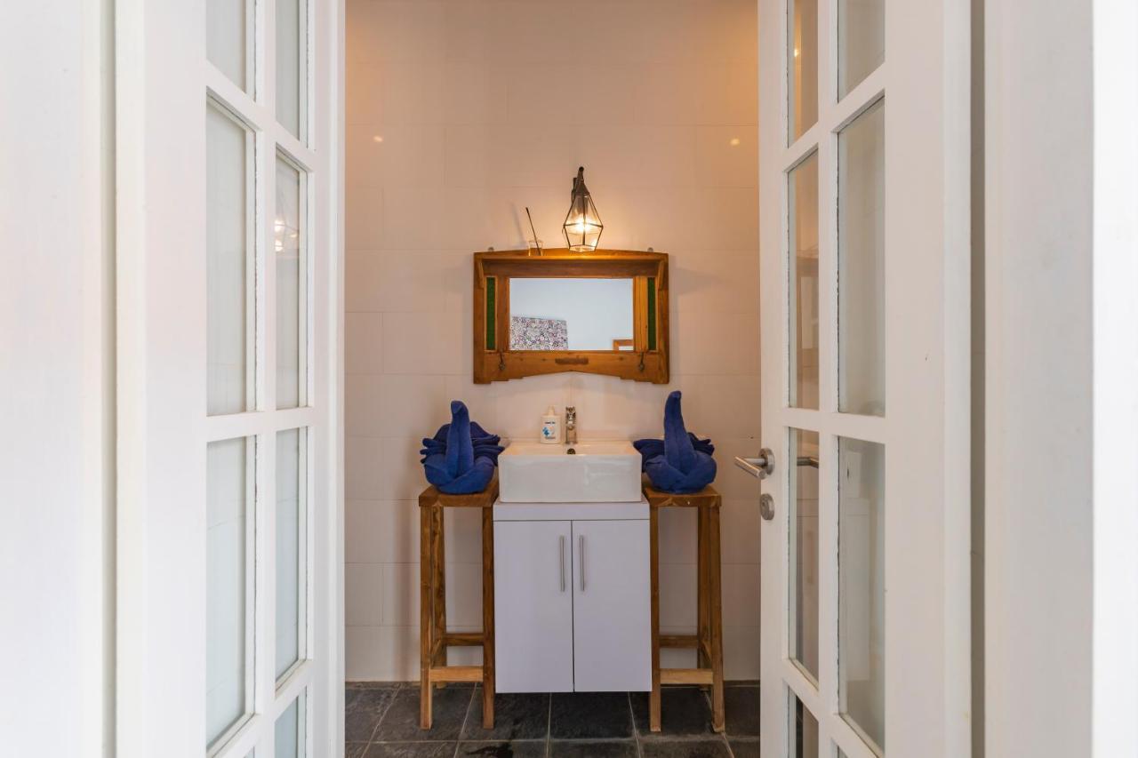 Casa Nisa Seminyak Villa Buitenkant foto